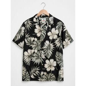 Black Floral Hawaiian Shirt XL Tropical Aloha Shirt Men's Resort Wear